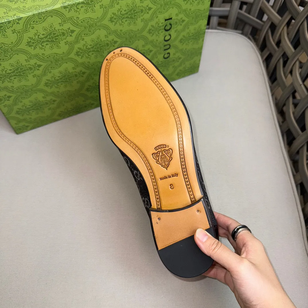 Men's shoes 💰900 Gucci～High-end genuine leather outsole men's casual leather shoes｜The upper is made of imported original presbyopic canvas fabric with top layer cowhide material｜Classic horsebit decoration｜Genuine leather handmade tassel embellishment｜Low-key luxury temperament｜Comfortable foot feeling｜Imported genuine leather outsole｜First layer cowhide inner padding｜Fine details Size: 39-44 (customized at 45.46)